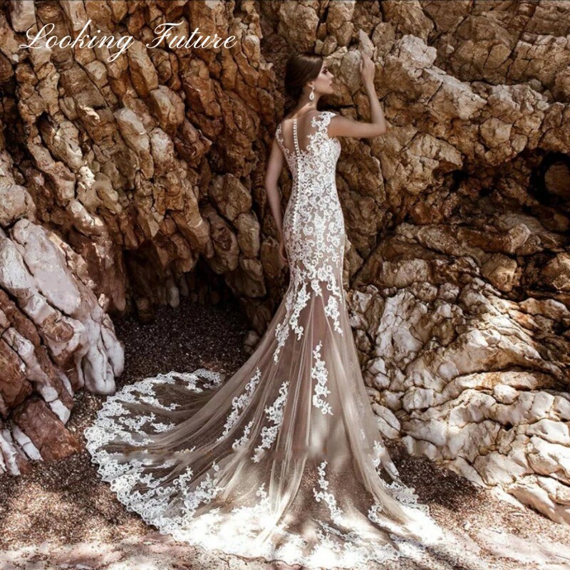 Morden Lace Mermaid Wedding Dress Sweetheart Sleeveless 2023 Sweep Train Bride Gown Luxury Backless Belt Button Vestido De Noiva