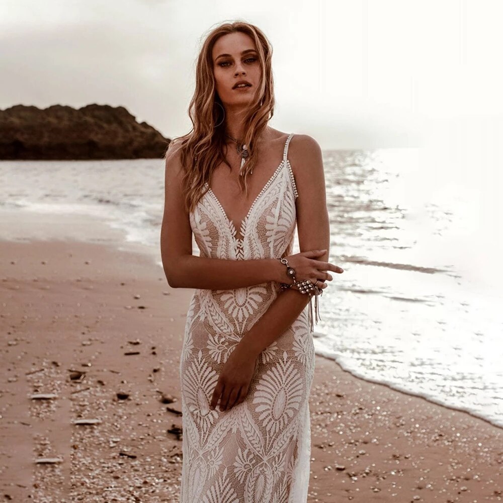 Bella Fancy Dresses US 0 Beach Lace Spaghetti Straps Wedding Dress Party Gowns Backless Custom Made Destination Deep V-Neck Rustic Long Mermaid Bridal