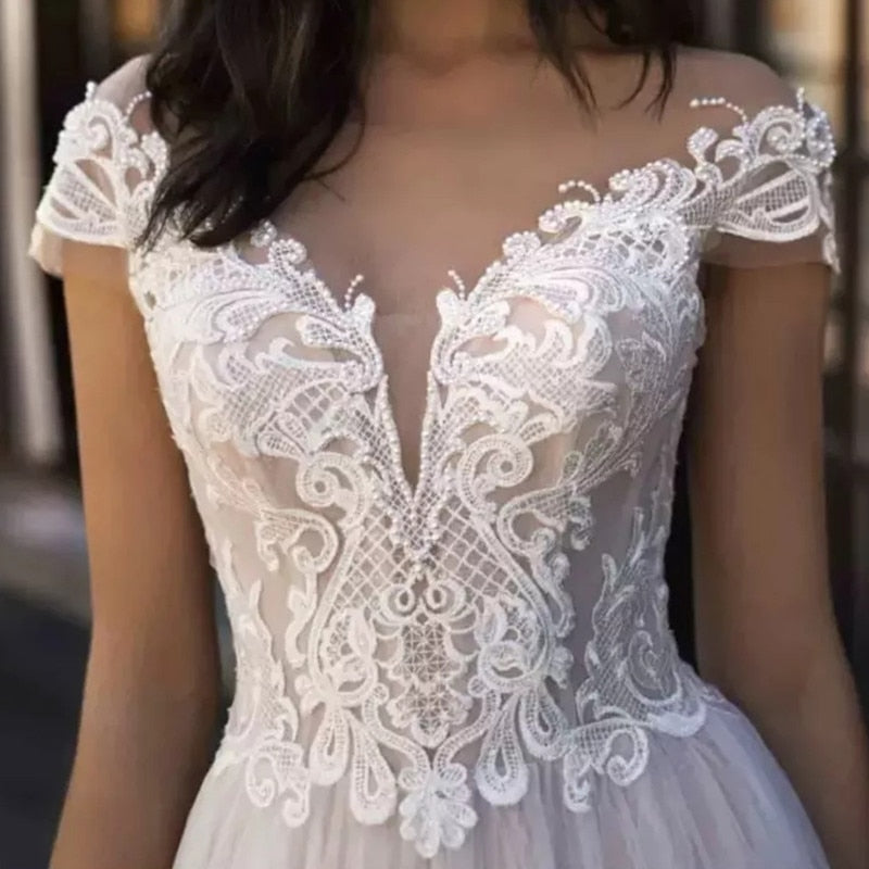 Bella Fancy Dresses US 0 Beads A-Line Lace Wedding Dress Short Sleeve 2022 Fashion Illusion Bride Gown For Bride With Buttons Pleats Vestido De Novia