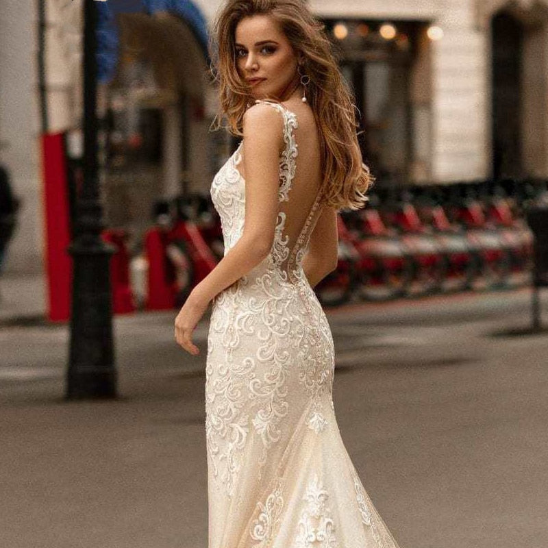 Bella Fancy Dresses US 0 Champagne Mermaid Wedding Dress 2022 Sheer Neck Fashion Lace Sleeveless Bride Dress Buttons Illusion Pleats Vestido De Novia