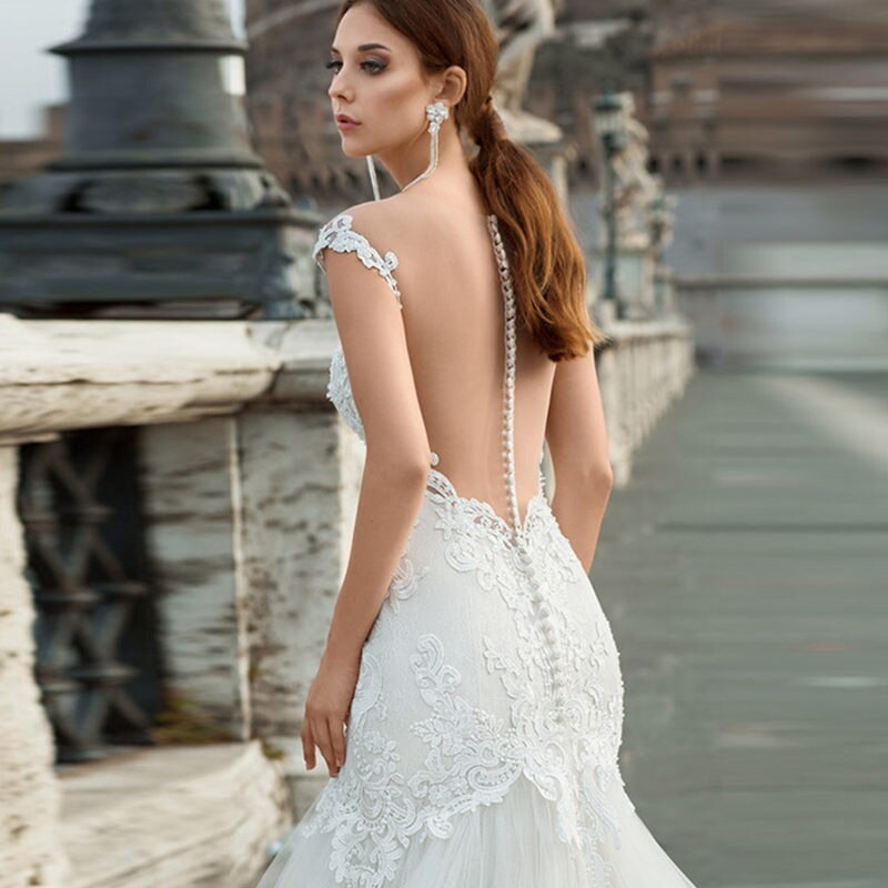 Bella Fancy Dresses US 0 Elegant O-Neck Mermaid Wedding Dress Lace 2022 Sexy Lace Applique Bride Gowns For Bride Button Pleats Illusion Vestido De Novia