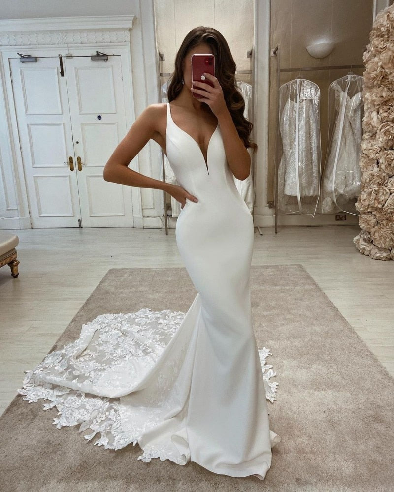 Bella Fancy Dresses US 0 LORIE Mermaid Wedding Dresses Boho V-Neck Appliques Lace Elegant Elastic Wedding Gown Simple Train Custom Made Bridal Dress 2021
