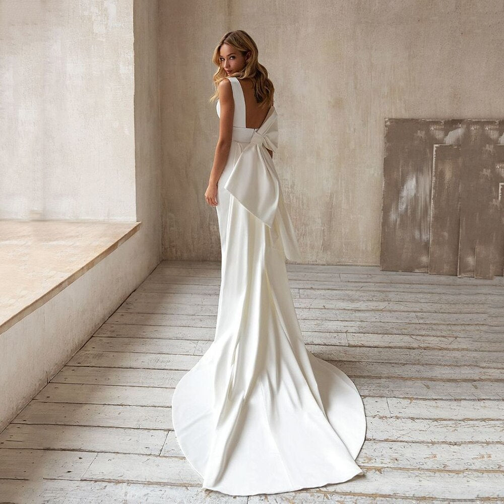 Bella Fancy Dresses US 0 UZN Elegant Wedding Dress V-Neck Mermaid Satin Bridal Gown Detachable Long Train with Bows