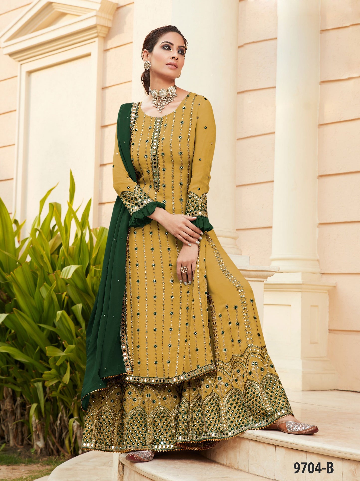 Bella Fancy Dresses US Salwar Kameez Partywear Designer Heavy Foux Georgette Salwar Suit